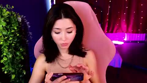 Snapshot of redmidnight_ chatting on July 2026 03:11:01 AM Kiara online show from July 2026 03:11:01 AM