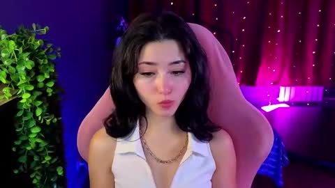 Snapshot of redmidnight_ chatting on July 2026 08:33:02 PM Kiara online show from July 2026 08:33:02 PM