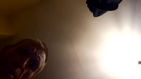 redrodridding online show from November 2025 01:50:02 AM