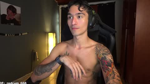 Snapshot of redrum_696 chatting on January 2025 06:10:01 PM Red online show from January 2025 06:10:01 PM