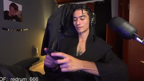 Snapshot of redrum_696 chatting on January 2025 09:18:02 PM Red online show from January 2025 09:18:02 PM