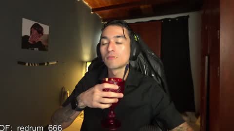 Snapshot of redrum_696 chatting on January 2025 04:39:01 PM Red online show from January 2025 04:39:01 PM