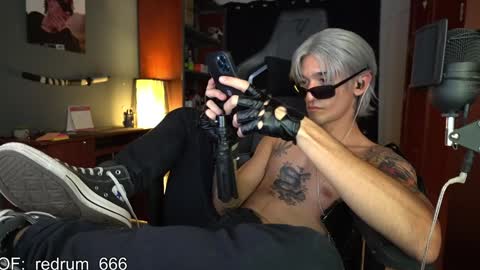 Snapshot of redrum_696 chatting on February 2025 09:52:01 PM Red online show from February 2025 09:52:01 PM