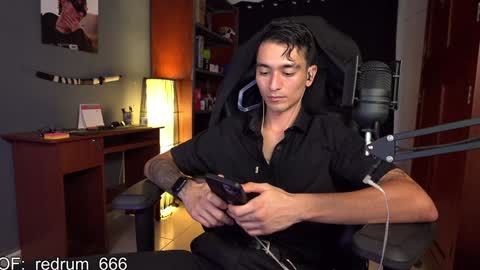 Snapshot of redrum_696 chatting on February 2025 06:24:01 PM Red online show from February 2025 06:24:01 PM