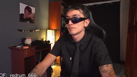 Snapshot of redrum_696 chatting on February 2025 12:32:02 AM Red online show from February 2025 12:32:02 AM