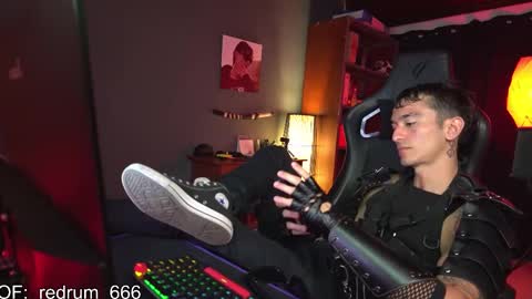 Snapshot of redrum_696 chatting on March 2025 07:43:02 PM Red online show from March 2025 07:43:02 PM