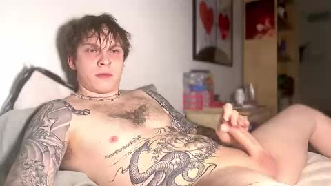 Snapshot of redrumbackwards chatting on March 2025 02:15:01 AM redrum online show from March 2025 02:15:01 AM