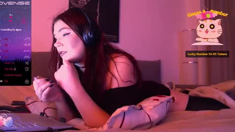 Snapshot of redyari chatting on March 2025 11:04:01 PM Red online show from March 2025 11:04:01 PM