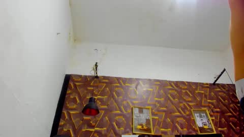 Snapshot of reed_kitty chatting on December 2025 12:25:02 PM reed_kitty online show from December 2025 12:25:02 PM