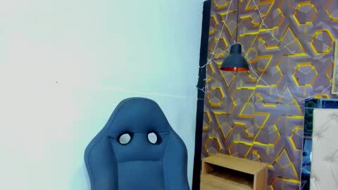 Snapshot of reed_kitty chatting on December 2025 05:51:02 PM reed_kitty online show from December 2025 05:51:02 PM