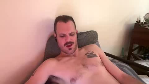 Snapshot of reed_thomas chatting on January 2025 07:04:01 AM Reed Thomas online show from January 2025 07:04:01 AM