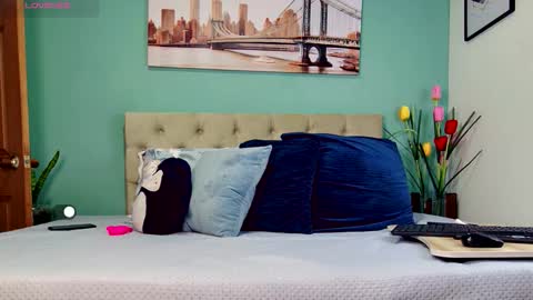 Yanella online show from March 2026 10:11:01 AM