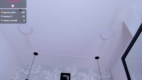 Snapshot of regan_pearson chatting on December 2025 09:18:01 AM Regan online show from December 2025 09:18:01 AM