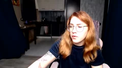 Snapshot of reginasmilee chatting on October 2025 11:37:01 PM Regina online show from October 2025 11:37:01 PM