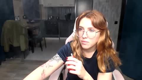 Snapshot of reginasmilee chatting on November 2025 01:16:01 AM Regina online show from November 2025 01:16:01 AM