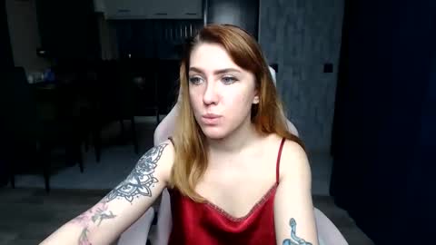 Snapshot of reginasmilee chatting on November 2025 04:12:02 AM Regina online show from November 2025 04:12:02 AM