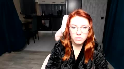 Snapshot of reginasmilee chatting on December 2025 12:38:02 AM Regina online show from December 2025 12:38:02 AM