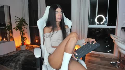  REICHEL  online show from January 2025 06:24:01 AM