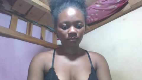 Snapshot of reinechi chatting on May 2026 04:53:02 AM Reinechi online show from May 2026 04:53:02 AM