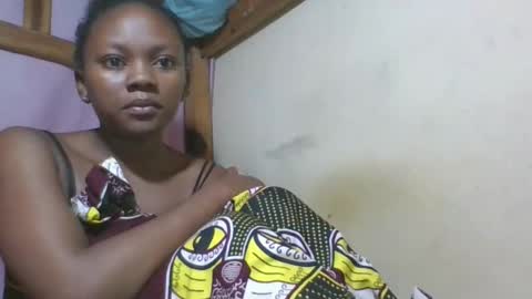 Snapshot of reinechi chatting on May 2026 05:05:01 AM Reinechi online show from May 2026 05:05:01 AM
