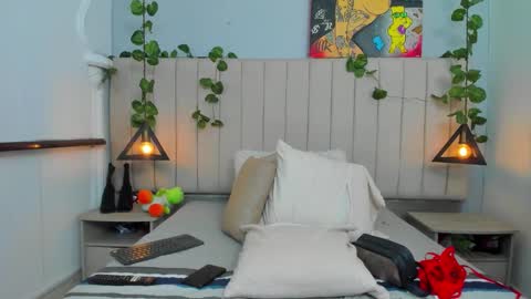 Snapshot of reishell_ross chatting on February 2026 04:15:02 PM Reishell ross online show from February 2026 04:15:02 PM