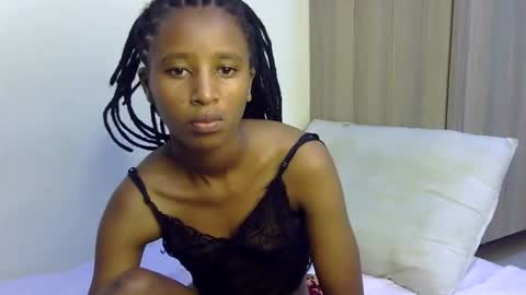 Snapshot of rellings_maya chatting on January 2025 04:34:01 AM rellings-maya online show from January 2025 04:34:01 AM