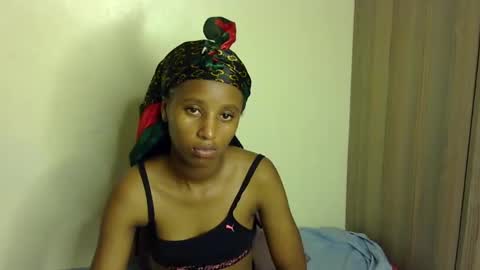 Snapshot of rellings_maya chatting on January 2025 08:21:02 PM rellings-maya online show from January 2025 08:21:02 PM