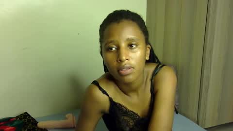 Snapshot of rellings_maya chatting on January 2025 06:45:02 PM rellings-maya online show from January 2025 06:45:02 PM