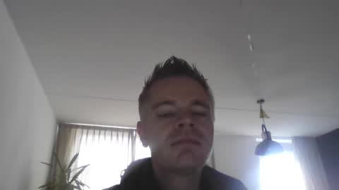 Snapshot of remcoa chatting on November 2025 01:22:02 PM remcoa online show from November 2025 01:22:02 PM