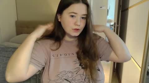 Snapshot of remirann_ chatting on March 2025 05:59:02 AM Ann OF - remirann21 online show from March 2025 05:59:02 AM