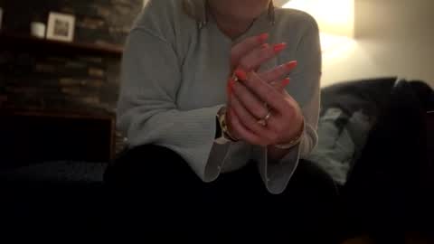 Snapshot of remmissecrets chatting on December 2024 05:09:02 AM remmissecrets online show from December 2024 05:09:02 AM