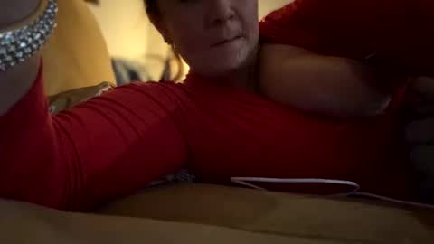 Snapshot of remmissecrets chatting on January 2025 11:18:01 PM remmissecrets online show from January 2025 11:18:01 PM