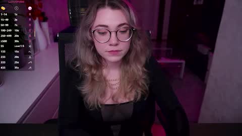 Snapshot of remywild chatting on November 2025 05:46:02 PM RemyWild online show from November 2025 05:46:02 PM