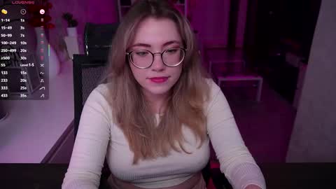 Snapshot of remywild chatting on November 2025 04:50:01 PM RemyWild online show from November 2025 04:50:01 PM