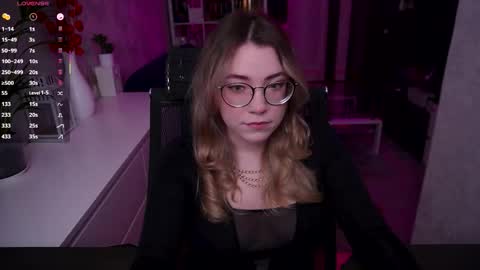 Snapshot of remywild chatting on November 2025 04:31:02 PM RemyWild online show from November 2025 04:31:02 PM