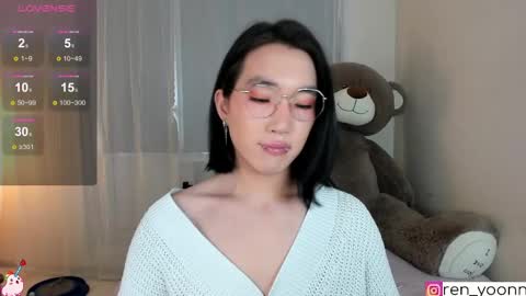 Snapshot of ren_yoonn chatting on June 2026 09:00:01 AM Ren online show from June 2026 09:00:01 AM