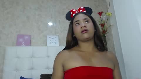 Snapshot of renata_valentina chatting on March 2026 12:16:01 PM RENATA VALENTINA online show from March 2026 12:16:01 PM