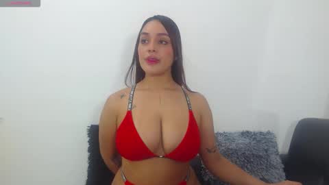 renatabrownn28 online show from May 2026 06:43:02 AM
