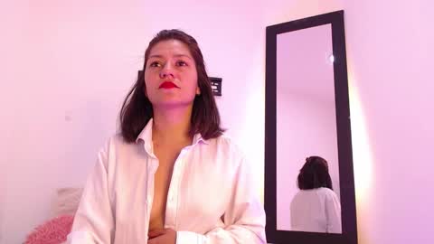 renataj online show from December 2025 12:45:02 PM