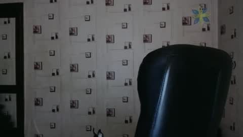 Snapshot of renataoia chatting on February 2025 04:13:02 PM renataoia online show from February 2025 04:13:02 PM