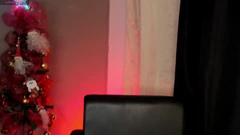 renatawilsom online show from December 2024 01:43:01 AM