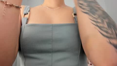 Renee Shelby online show from February 2025 09:33:01 PM