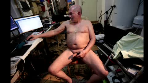 renefr online show from April 2026 10:25:02 PM