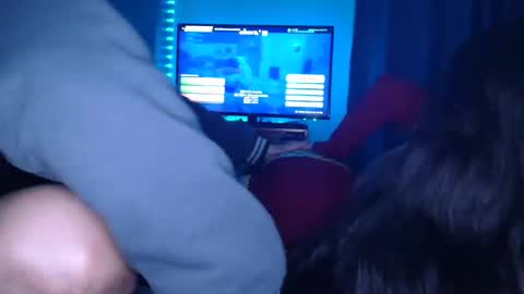 Snapshot of reni_tendress chatting on November 2025 04:57:02 AM reni_tendress online show from November 2025 04:57:02 AM