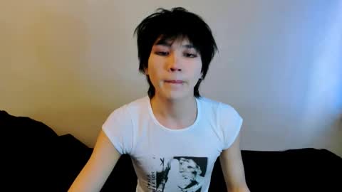 Snapshot of rennuts chatting on December 2024 12:16:01 PM rennuts online show from December 2024 12:16:01 PM