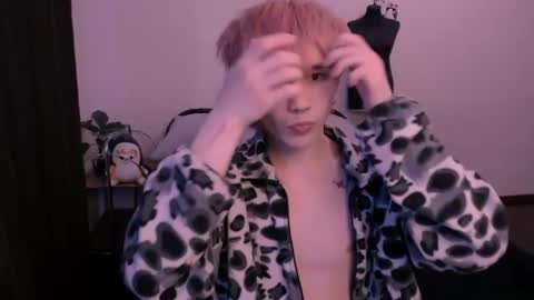 rennuts online show from April 2026 01:01:01 PM