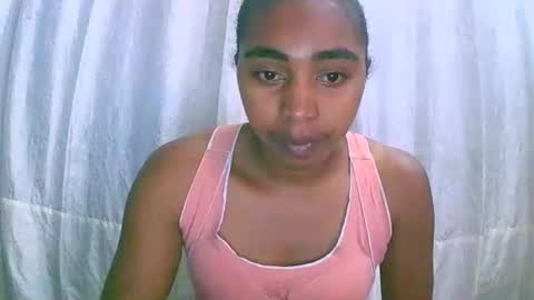 Snapshot of rephaleta chatting on October 2025 06:10:01 AM Rephaleta online show from October 2025 06:10:01 AM