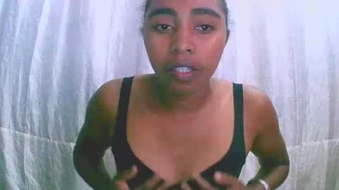 Snapshot of rephaleta chatting on November 2025 06:46:01 AM Rephaleta online show from November 2025 06:46:01 AM