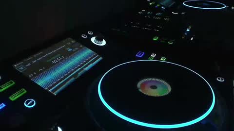 Snapshot of reticuli chatting on December 2024 09:19:02 PM GearPorn online show from December 2024 09:19:02 PM