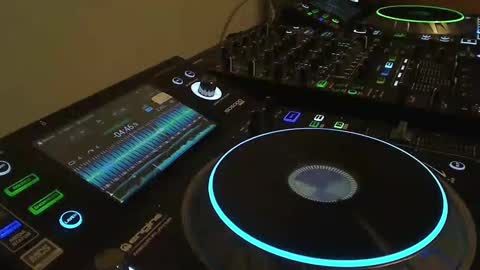 Snapshot of reticuli chatting on December 2024 11:13:02 PM GearPorn online show from December 2024 11:13:02 PM